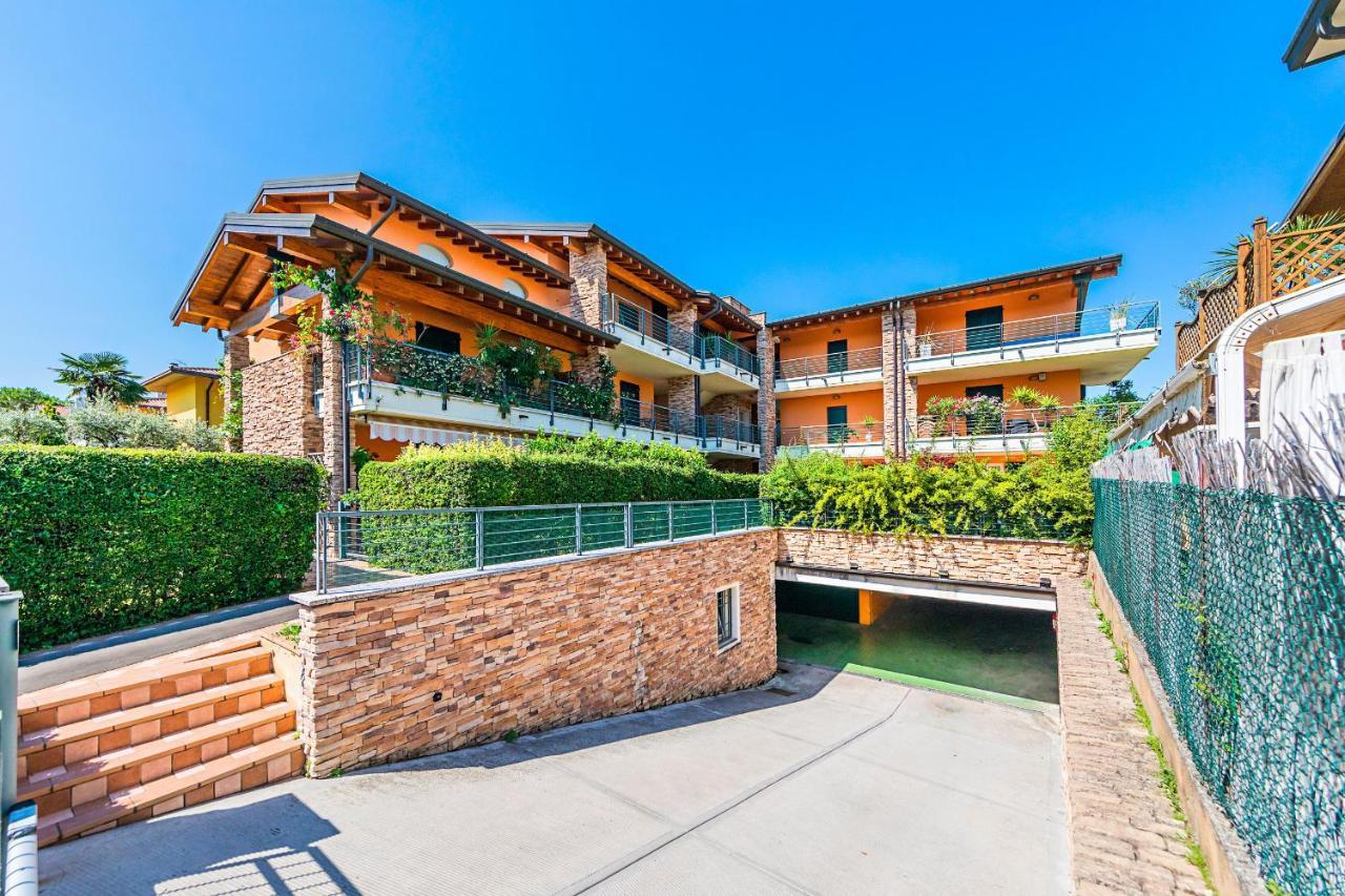 Annamaria 9 Apartment By Wonderful Italy シルミオーネ エクステリア 写真